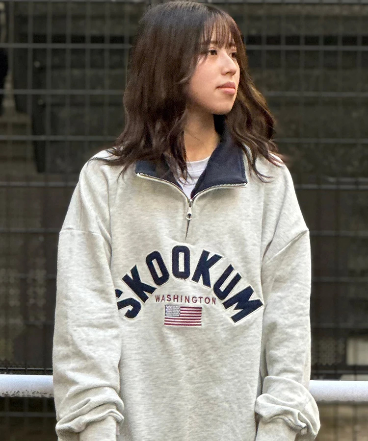 SKOOKUM/スクーカム JE ハーフジップロゴスウェット｜ファッション通販