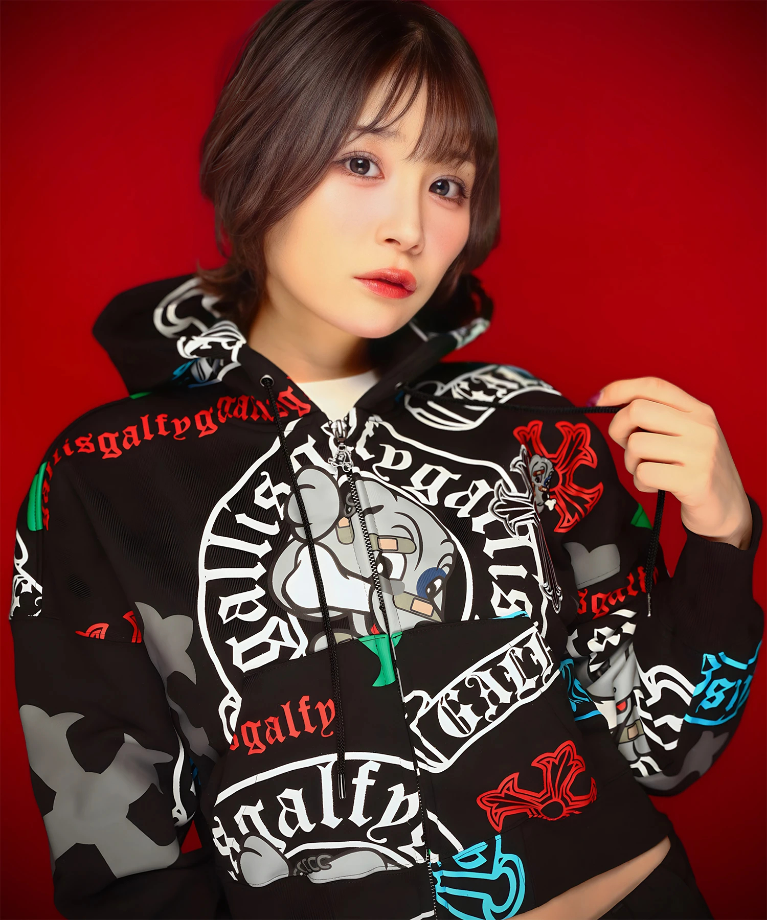 芸能人 愛用の通販 GALFY×GALLIS ADDICTION】ガラノハーツジップパーカー(MENS トップス