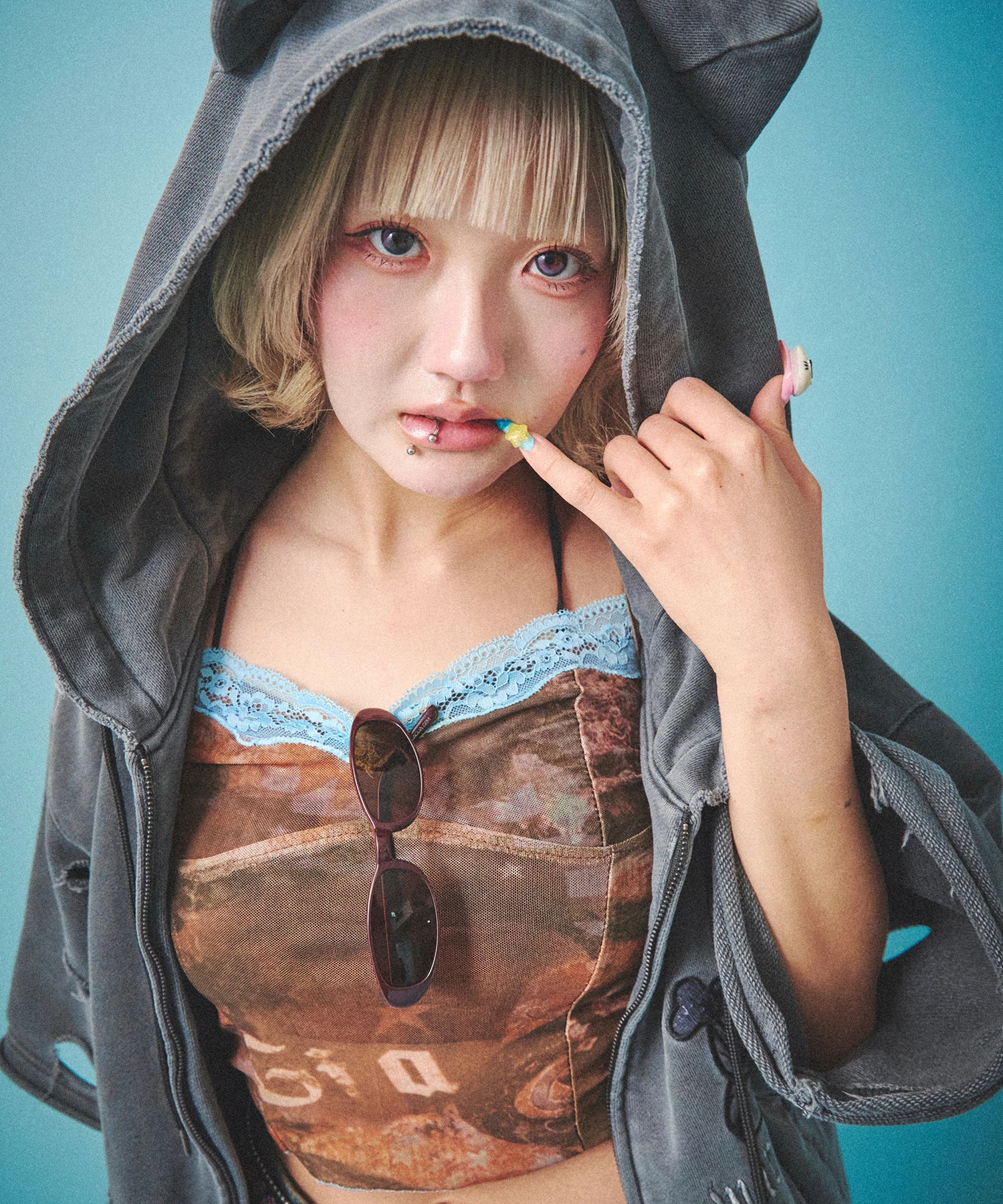 GALFY/ガルフィー 闇に染まりし反戦半パーカー(MENS