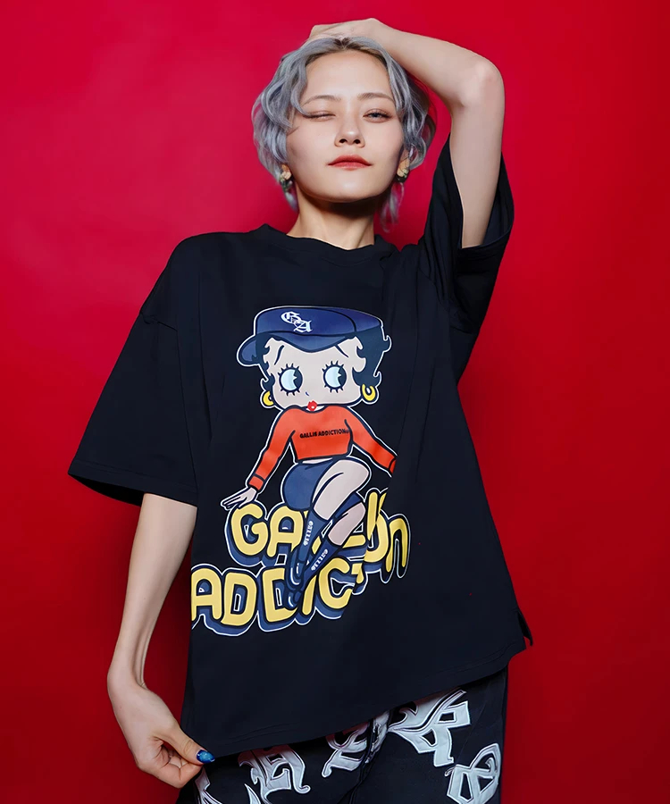 JACKROSE(ジャックローズ) |【BETTY BOOP×GALLIS ADDICTION】FRONT SITイラスト S/STEE(MENS)