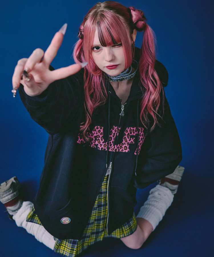 GALFY/ガルフィー ばーばの切り貼りリメイクパーカー(MENS