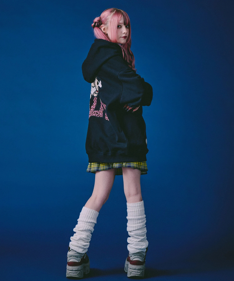 GALFY/ガルフィー ばーばの切り貼りリメイクパーカー(MENS