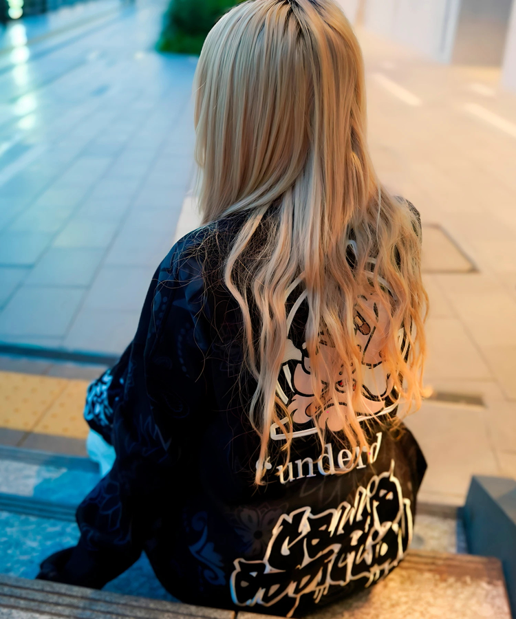 AVAM × GALFY スウェット ブラック　美品 AVAM×GALFY×ゲキクロ限定コラボ・アイテムが好評につきブロマイド付き