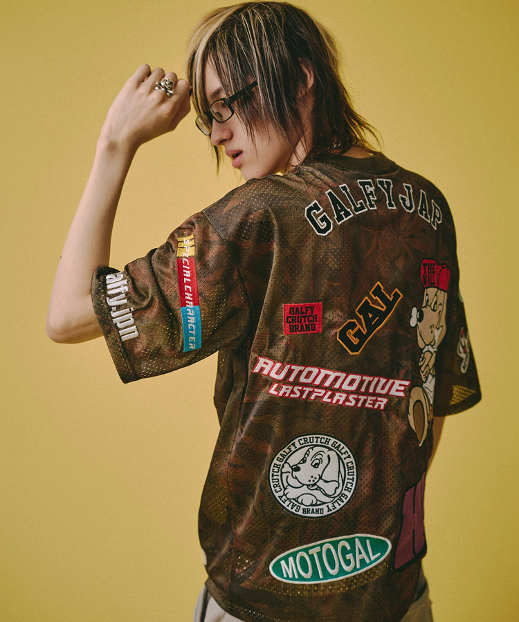 JACKROSE(ジャックローズ) |GALFY/ガルフィー ワッペンだらけでハイになってる SS Tee(MENS)