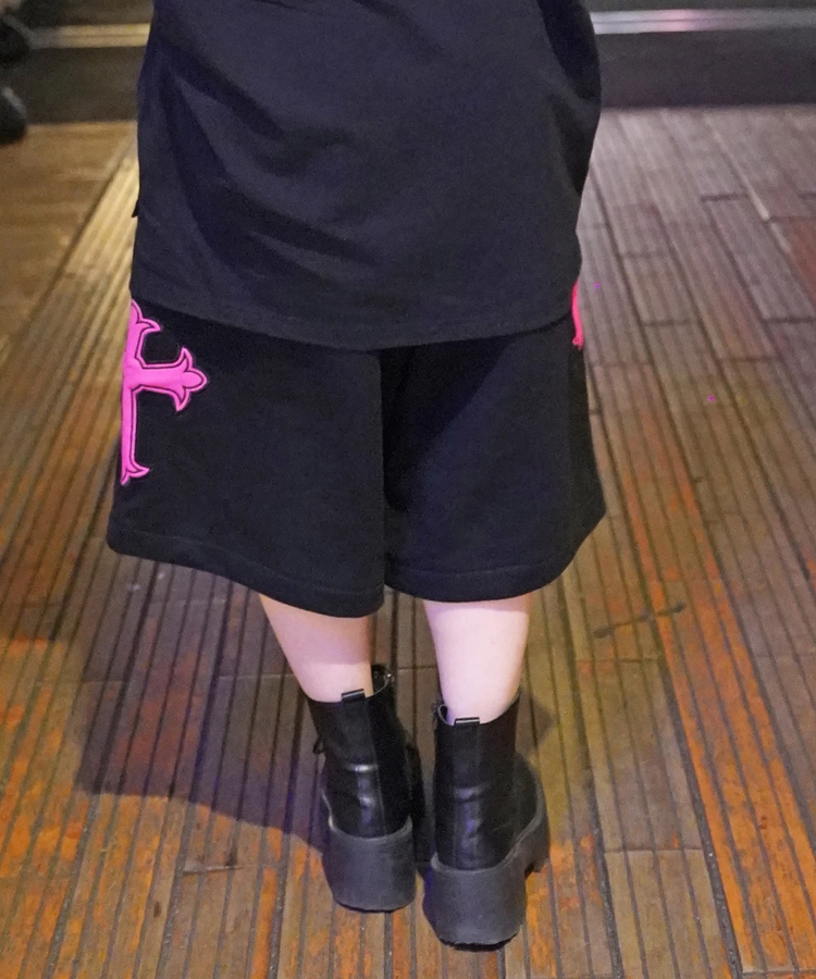 JACKROSE(ジャックローズ) |【GALFY×GALLIS ADDICTION】別注十字架わんわんハーフパンツ(MENS/WOMENS)