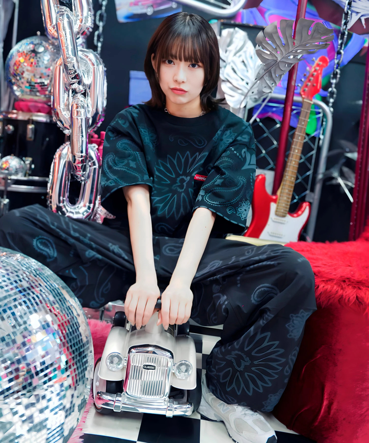 JACKROSE(ジャックローズ) |【GALFY×GALLIS ADDICTION】安定の別注キラキラ犬SS Tee(MENS)