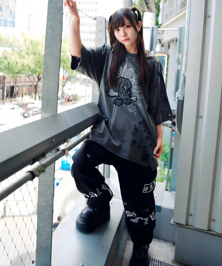 JACKROSE(ジャックローズ) |【GALFY×GALLIS ADDICTION】チー牛Tee SSMENS)
