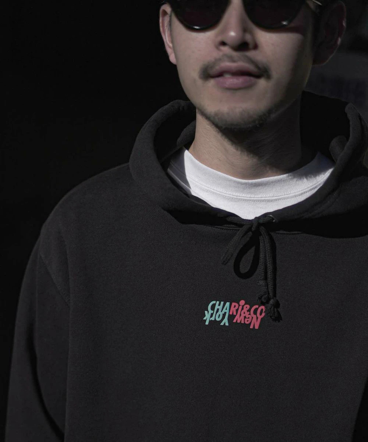 CHARI&CO/チャリアンドコー REFLEXION LOGO HOODIE SWEATS (MENS