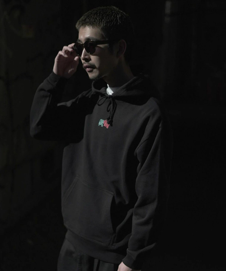 CHARI&CO/チャリアンドコー REFLEXION LOGO HOODIE SWEATS (MENS