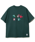 go slow caravan(ゴースローキャラバン) |【GSC別注】Buck HIDE/バックハイド パッチワーク ロゴ Tee (MENS)