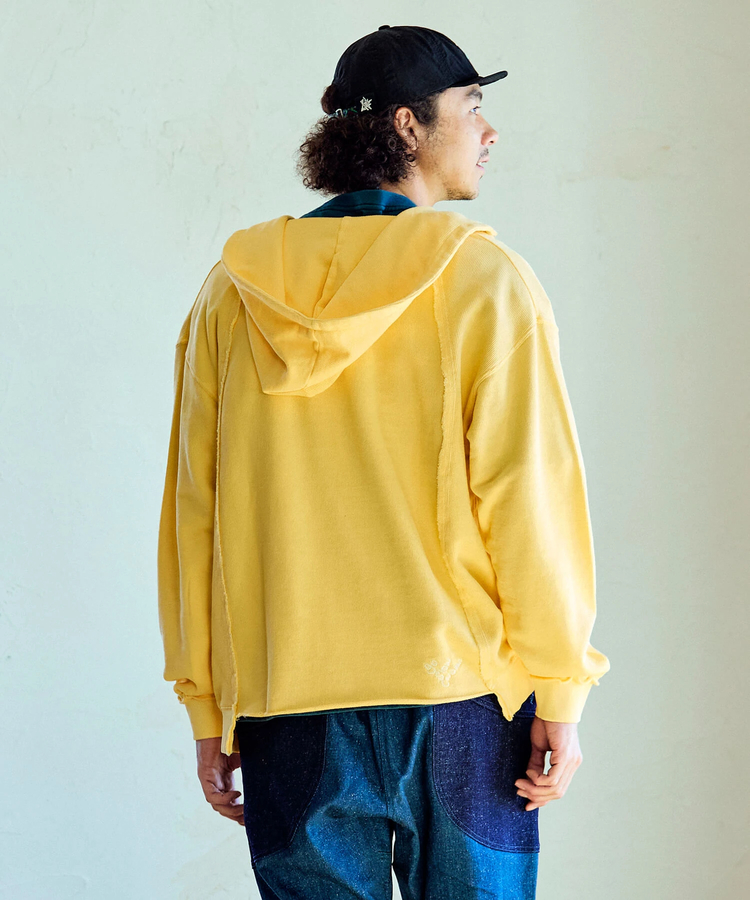 go slow caravan(ゴースローキャラバン) |UNIQUEインレイ切替フーディーPIGMENT DYE (MENS)