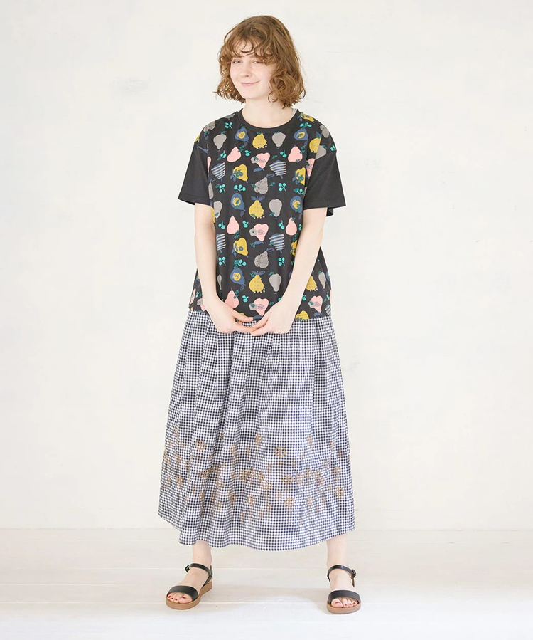 go slow caravan(ゴースローキャラバン) |Emago/イマゴ 洋ナシ刺繍プリントTEE (WOMENS)