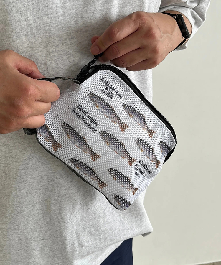 WEEKEND(ER)/ウィークエンダ― MESH STAFFBAG TO FISH｜ファッション 