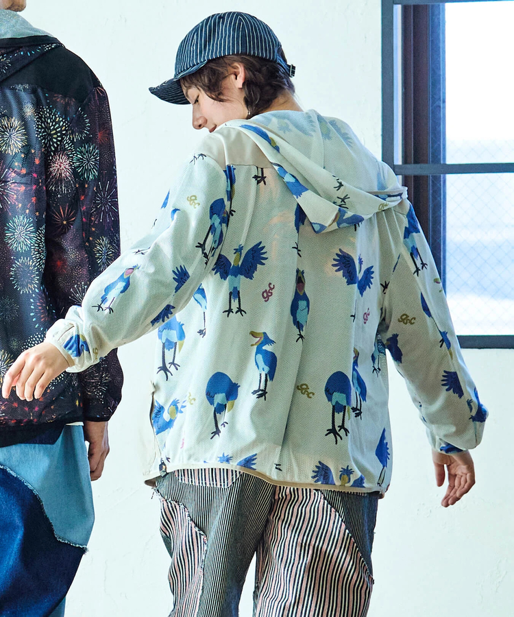 go slow caravan(ゴースローキャラバン) |メッシュ防蚊加工総柄プリントパーカ (MENS/WOMENS)