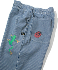 go slow caravan(ゴースローキャラバン) |ヘリンボーン・ヒッコリーストライプ断ち身プリントアンクルパンツ (MENS/WOMENS)