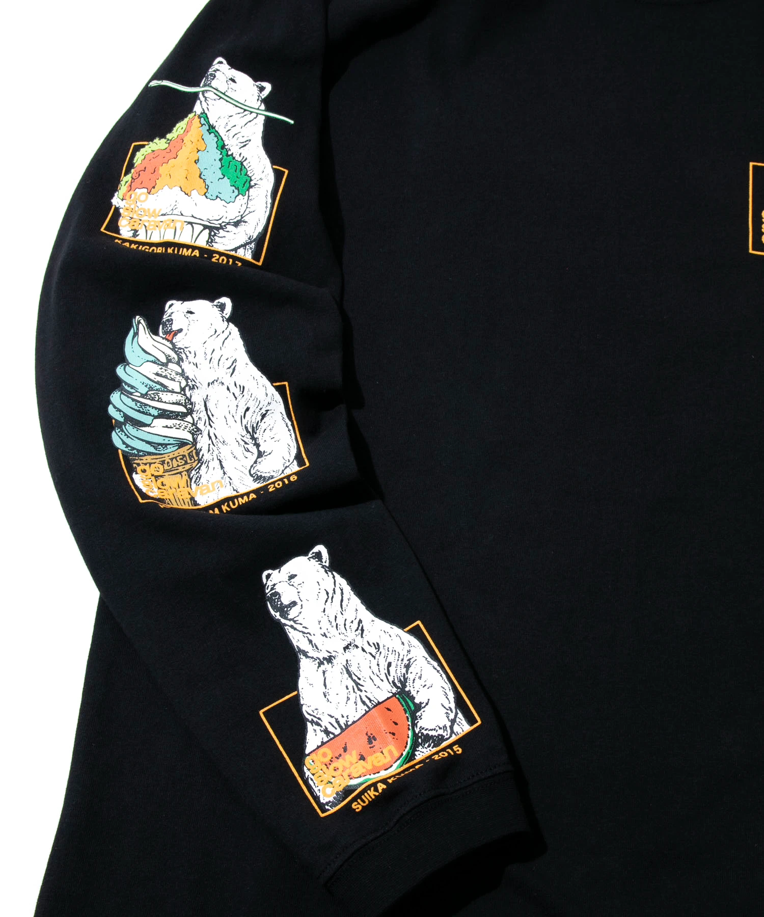 女の子向けプレゼント集結 GSC直営限定】USA/C KUMAスクエアLOGO ロングスリーブTEE (MENS 人形