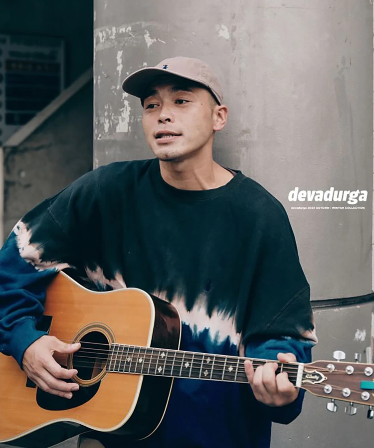 go slow caravan(ゴースローキャラバン) |devadurga/デヴァドゥルガ DUSK NIGHT WIDE SWEAT (MENS)