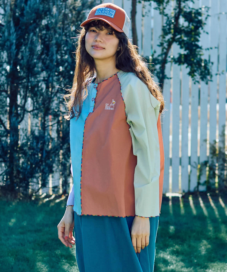 go slow caravan(ゴースローキャラバン) |N/Cクレイジー ハッピーフラワーヘンリープルオーバー (WOMENS)