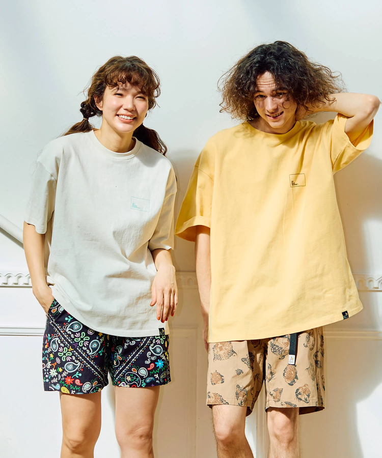 go slow caravan(ゴースローキャラバン) |USA/C スクエアLOGO バックプリント ゆったり TEE (MENS)
