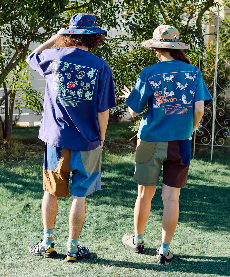 go slow caravan(ゴースローキャラバン) |USA/C スクエアLOGO バックプリント ゆったり TEE (MENS)