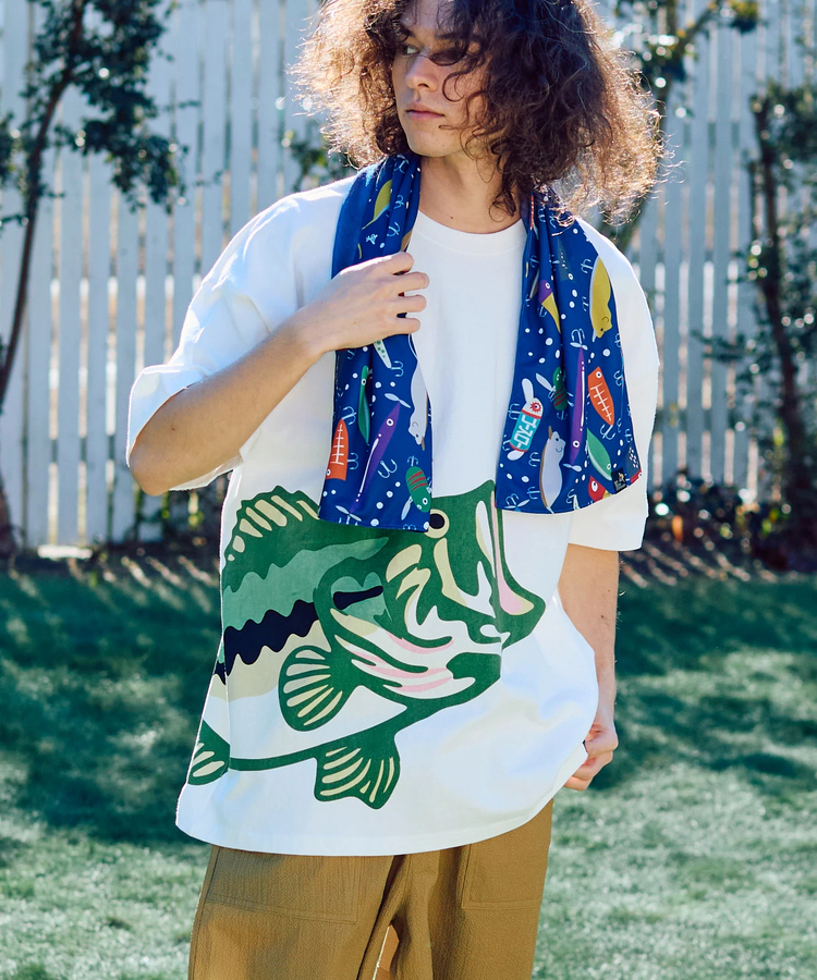go slow caravan(ゴースローキャラバン) |USA/C ブラックバス IMPACT ゆったり TEE (MENS)