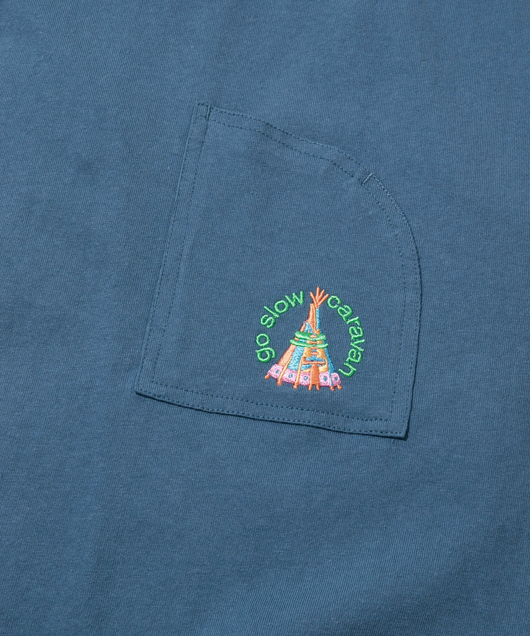 go slow caravan(ゴースローキャラバン) |USA/CミドルラウンドポケTEE (WOMENS)
