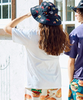 go slow caravan(ゴースローキャラバン) |【DOMDOM×GSC】びたびたバターフィッシュ猫TEE (MENS)