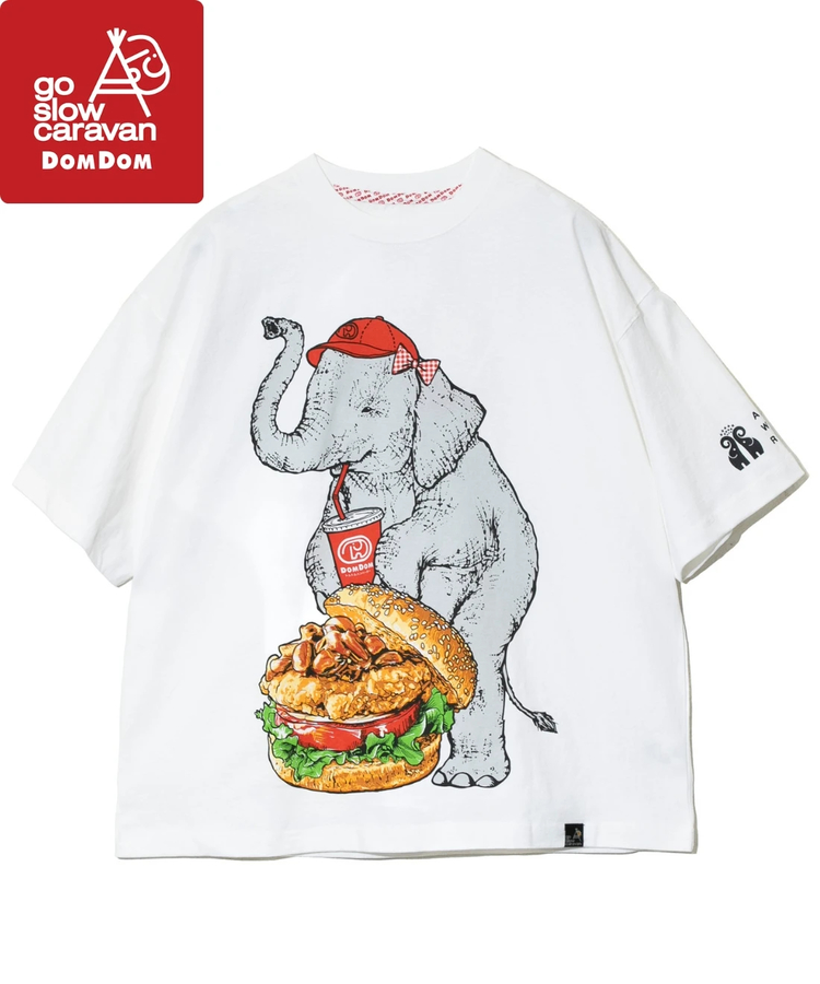go slow caravan(ゴースローキャラバン) |【DOMDOM×GSC】味噌ピーチキンバーガーゾウBIG TEE (MENS)
