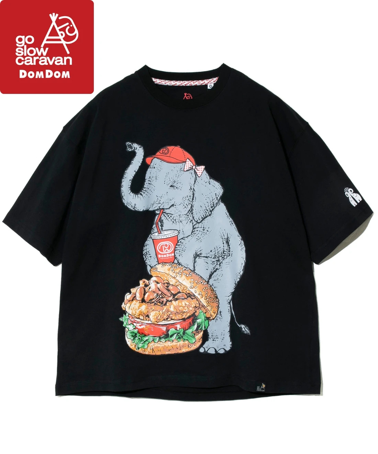 go slow caravan(ゴースローキャラバン) |【DOMDOM×GSC】味噌ピーチキンバーガーゾウBIG TEE (MENS)