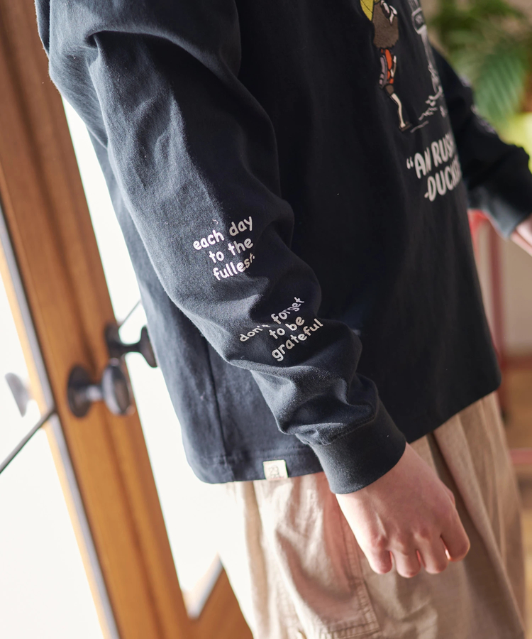 go slow caravan(ゴースローキャラバン) |DUCKSTER/ダックスター 吸水速乾天竺 刺繍L/STEE《AN RUSH LIFE》 (MENS)