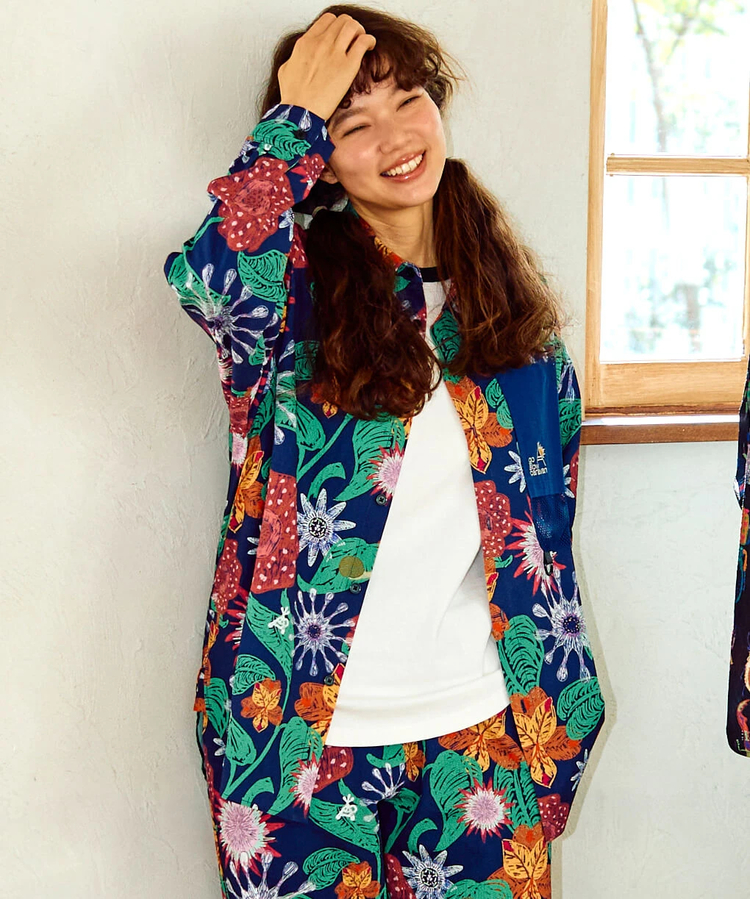 go slow caravan(ゴースローキャラバン) |ストレッチサッカー総柄プリントユーティリティーシャツ (MENS/WOMENS)
