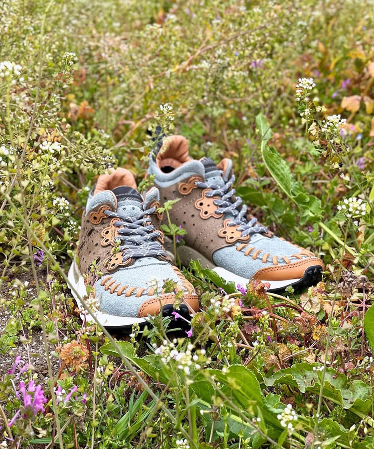 go slow caravan(ゴースローキャラバン) |FLOWER MOUNTAIN/フラワーマウンテン MUSTARD WALNUT (MENS/WOMENS)