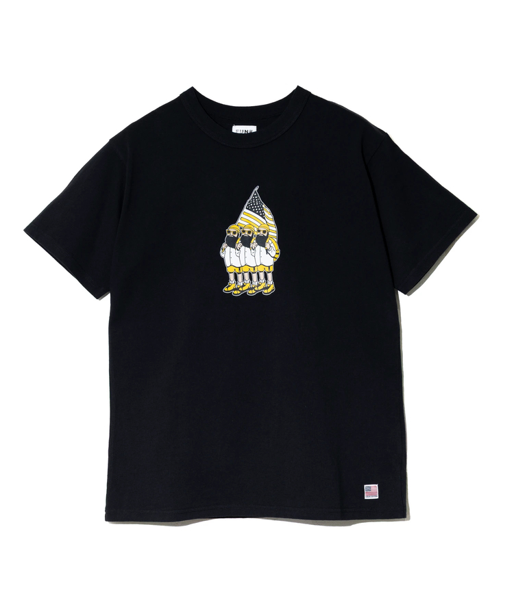 go slow caravan(ゴースローキャラバン) |MODEM DESIGN/モデムデザイン USATee -フラッグおじさん- (MENS)