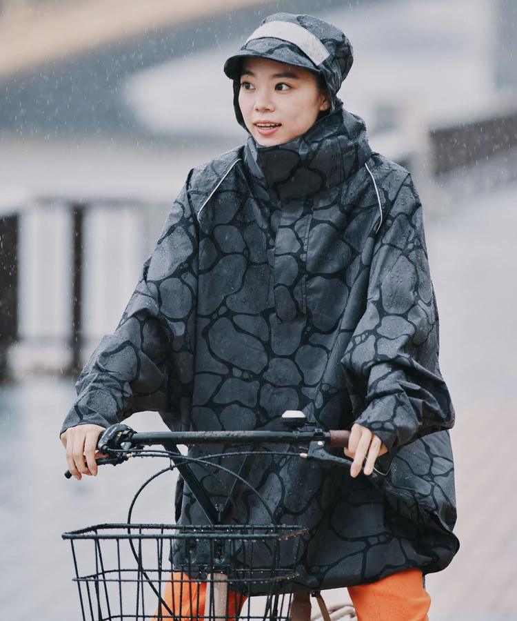 go slow caravan(ゴースローキャラバン) |KiU/キウ VISIBLE BICYCLE RAIN PONCHO