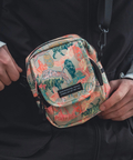 go slow caravan(ゴースローキャラバン) |KiU/キウ 600D FLUP POCKET SHOULDER BAG