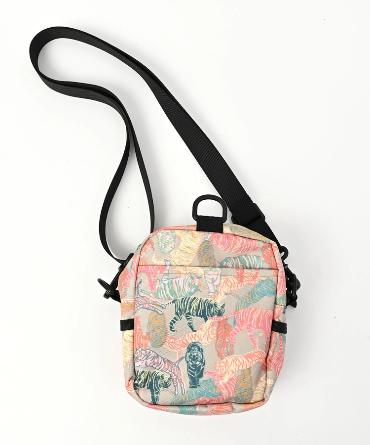 go slow caravan(ゴースローキャラバン) |KiU/キウ 600D FLUP POCKET SHOULDER BAG