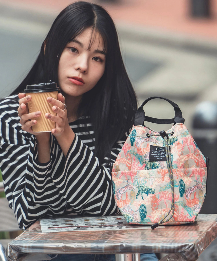 go slow caravan(ゴースローキャラバン) |KiU/キウ 600D POCKETFUL MINI BAG