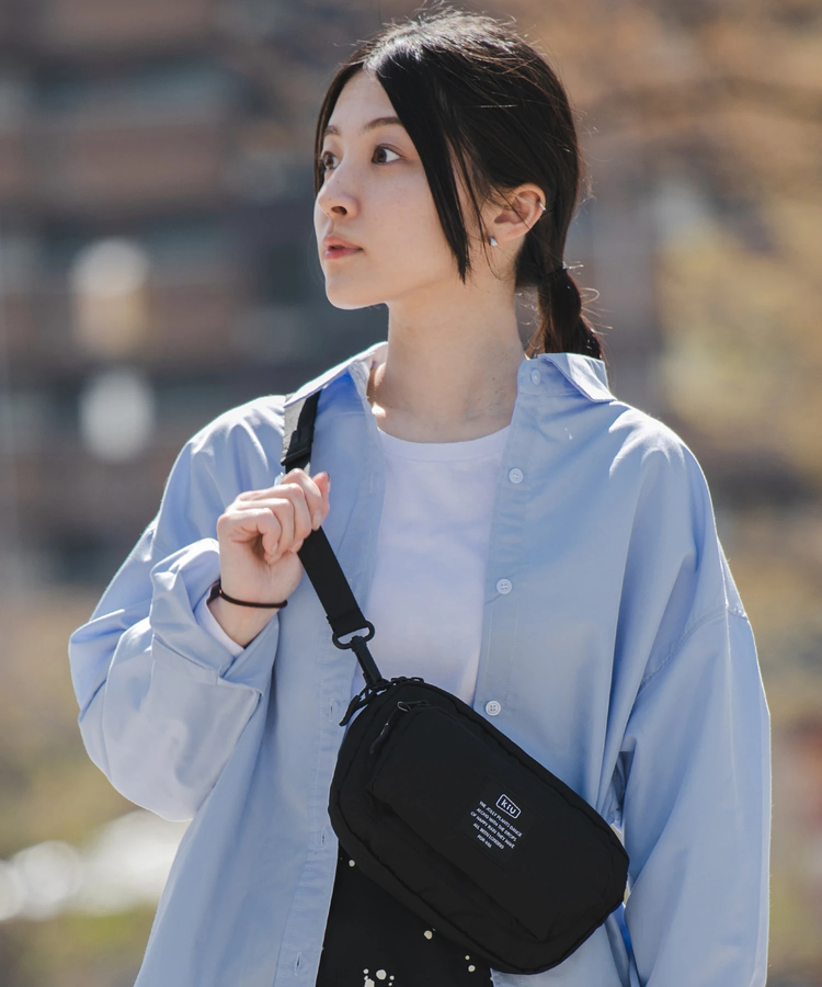 go slow caravan(ゴースローキャラバン) |KiU/キウ 300D FRONT POCKET MINI SHOULDER BAG