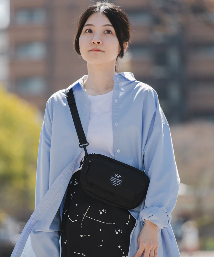 go slow caravan(ゴースローキャラバン) |KiU/キウ 300D FRONT POCKET MINI SHOULDER BAG