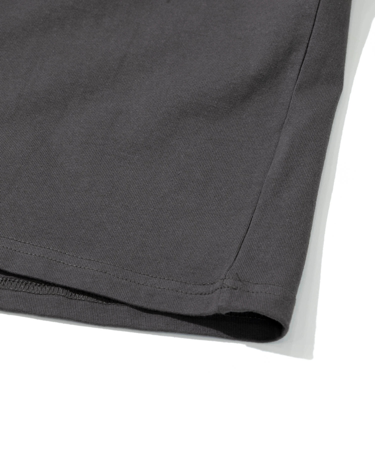 COLORK/カラック 抱っこされる猫TEE (WOMENS)｜ファッション通販