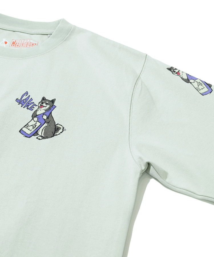 go slow caravan(ゴースローキャラバン) |超ヘビーUSA/C 柴犬と晩酌 ロングスリーブTEE (MENS/WOMENS)