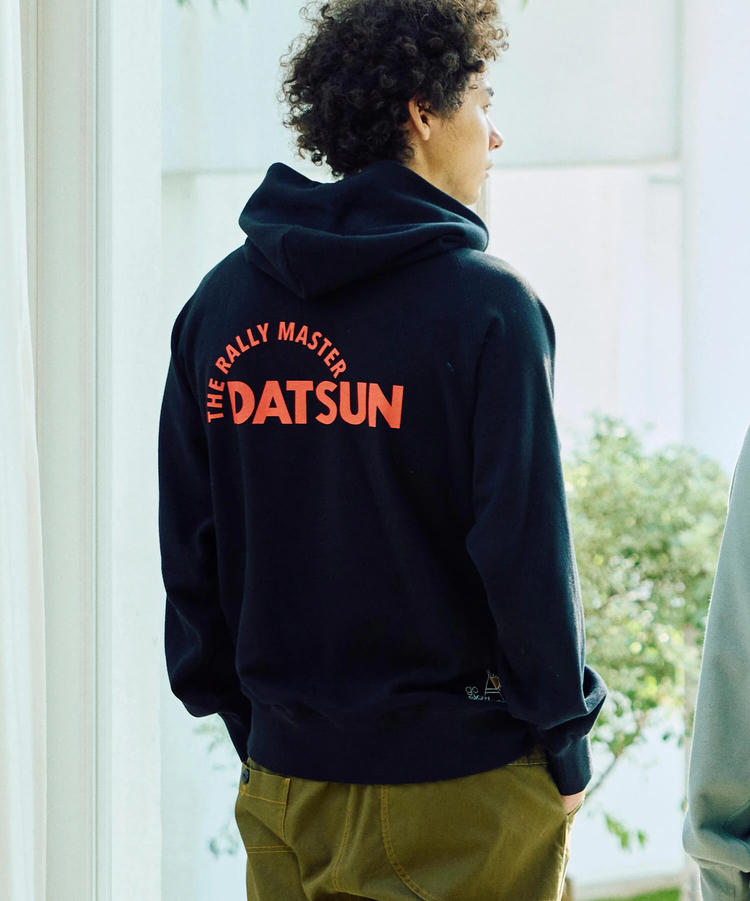 go slow caravan(ゴースローキャラバン) |【NISSAN×go slow caravan】空紡糸裏毛 VIOLET コンチョプルパーカー (MENS)