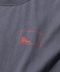 go slow caravan(ゴースローキャラバン) |USA/CスクエアLOGOバックプリントミドルTEE (WOMENS)