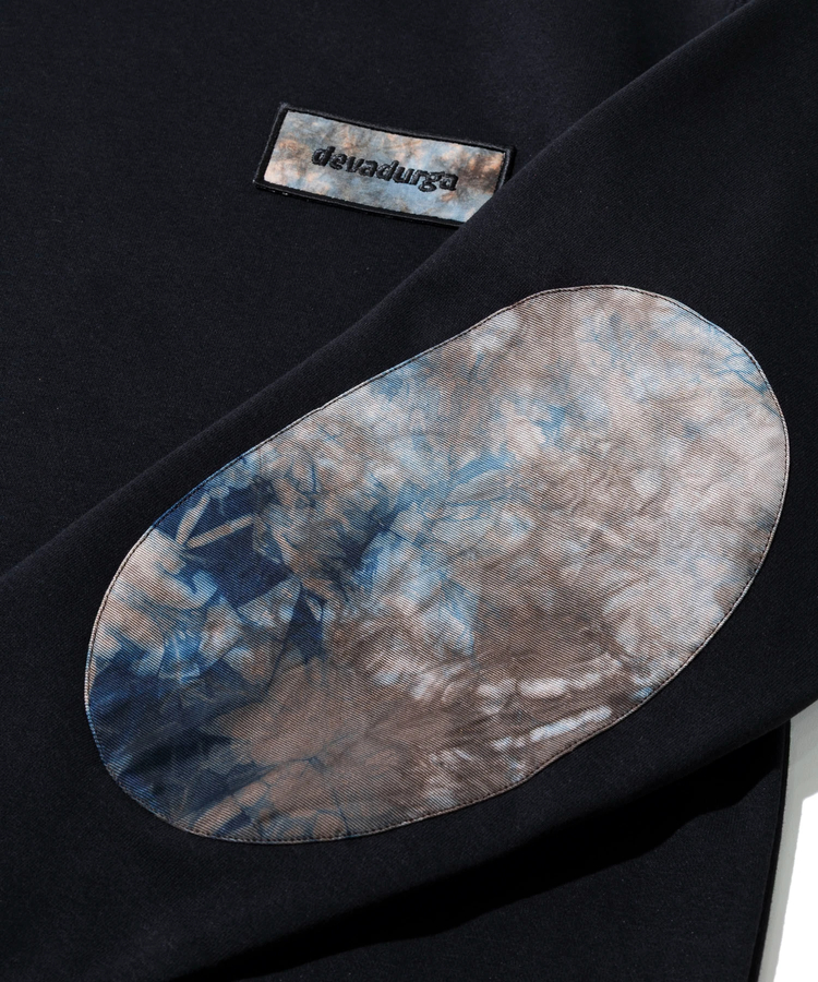 go slow caravan(ゴースローキャラバン) |devadurga/デヴァドゥルガ LOGO PATCH SWEAT (MENS)