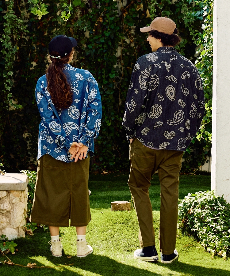 go slow caravan(ゴースローキャラバン) |デニム総柄抜染ペイズリーR/Gシャツ (MENS/WOMENS)