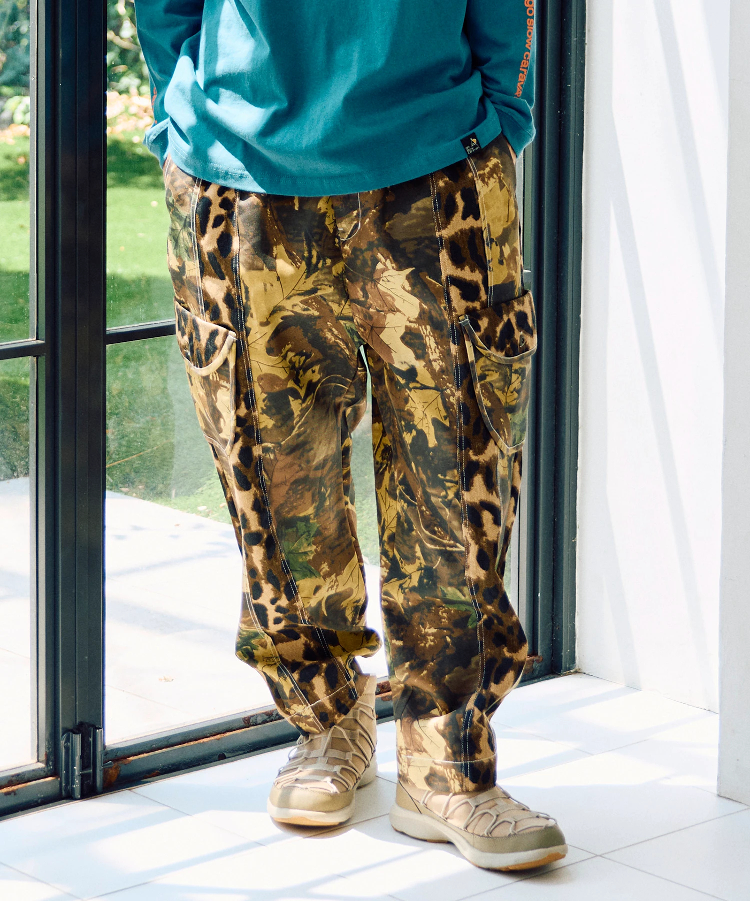 ジルボー シャトル　希少‼️激レア‼️迷彩カーゴパンツ W42 ジルボー シャトル 希少‼️激レア‼️迷彩カーゴパンツ W42