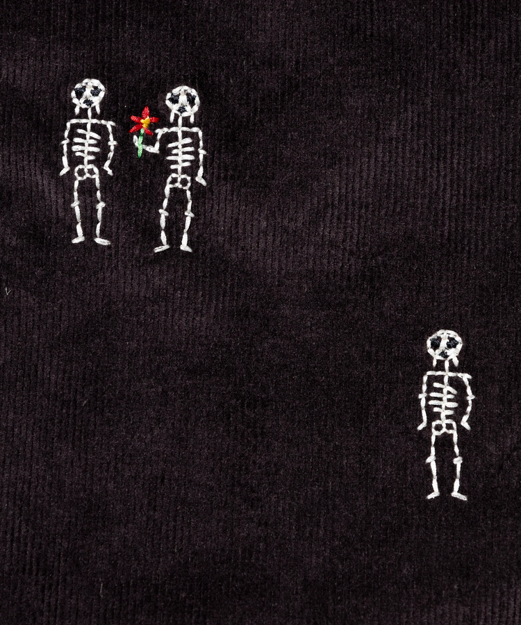 go slow caravan(ゴースローキャラバン) |ストレッチコーデュロイ ほねほね刺繍アンクルパンツ (MENS/WOMENS)