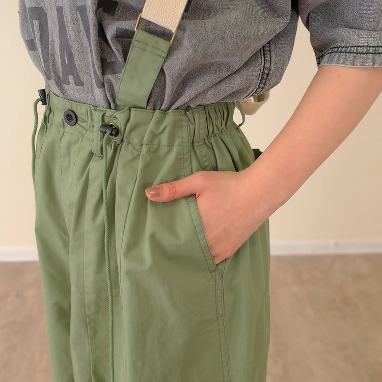 go slow caravan(ゴースローキャラバン) |mililopiulu/ミリロピュール サスペンダーリラックスパラシュートパンツ (WOMENS)