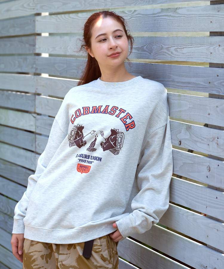 go slow caravan(ゴースローキャラバン) |COBMASTER/コブマスター 裏毛パウダー加工クルースウェット《焚火クマ》(MENS)