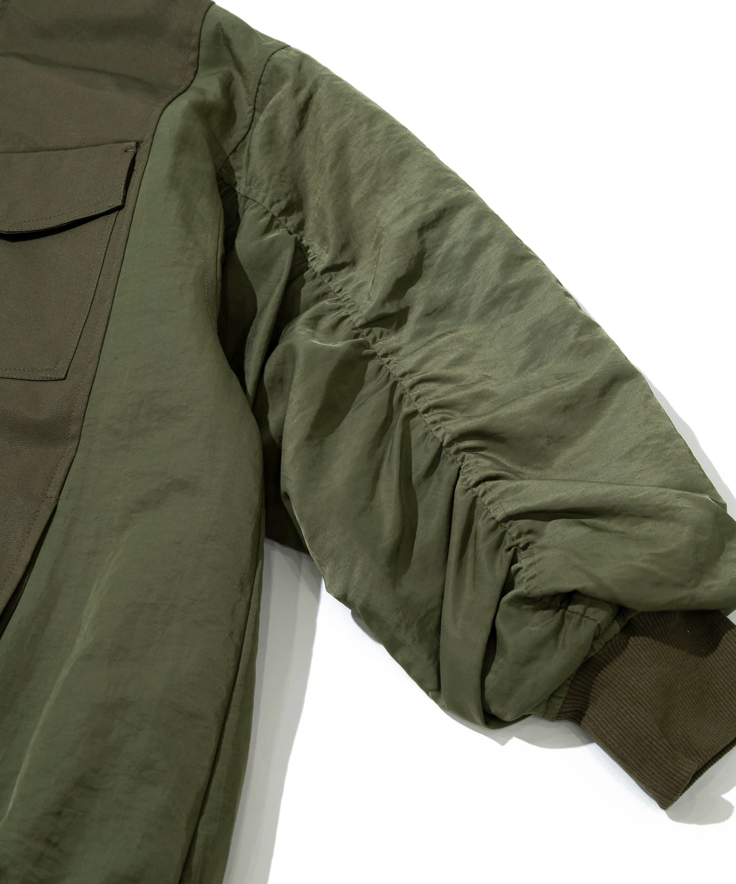 le colis/ルコリ ツイルxナイロンワッシャー切替リメイク風切替MA-1